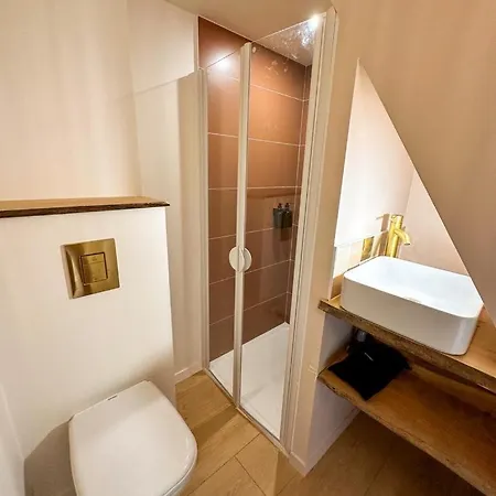 Apartman & 